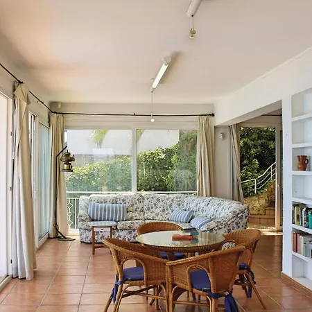 Holiday home In With Wifi